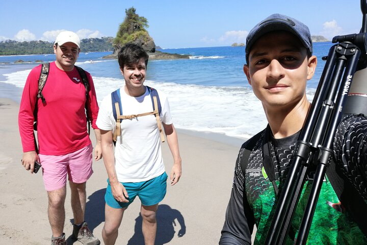 Manuel Antonio National Park Hiking Guided Tour - Image 4
