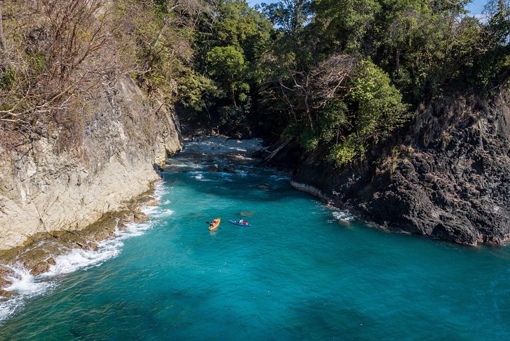 Manuel Antonio Ocean Kayaking - Image 1