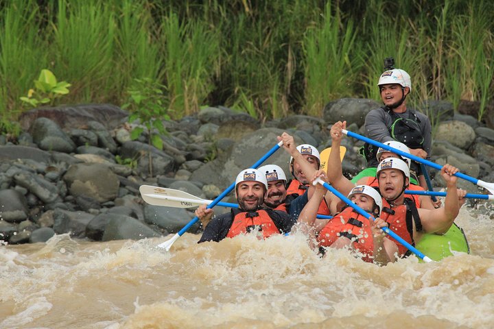 Whitewater Rafting Río Naranjo Class III+  - Image 4