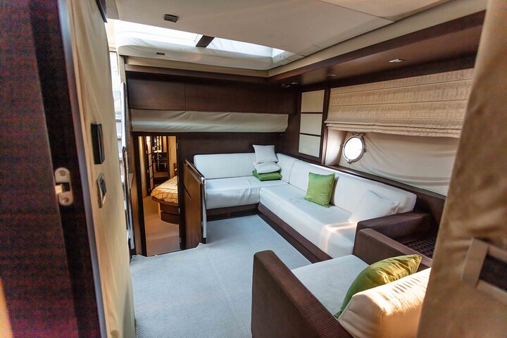 Azimut 62 ft. sport luxury yacht - Image 3