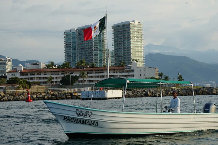 Boat rental in Puerto Vallarta mahahuitas animas - Image 5