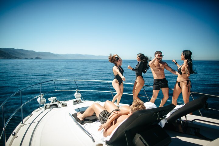 Private Boat Tour in Puerto Vallarta Mexico with Snorkeling - Image 4