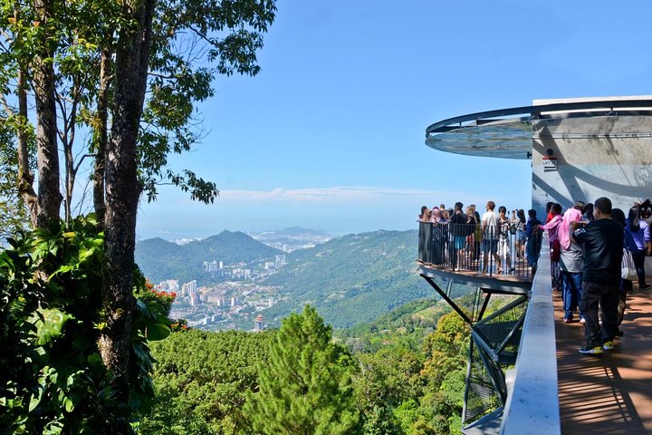 City Tour to Penang Hill(Fast Lane), Kek Lok Si &Reclining Buddha - Image 2