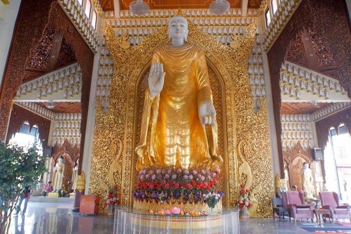 Penang City & Temple Tour with Penang Hill(Fast Lane) & Kek Lok Si - Image 4