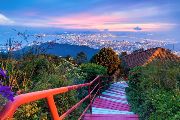 Penang Shore Excursion Day Trip with Temple and Penang Hill Tickets (Fast Lane) - Image 2