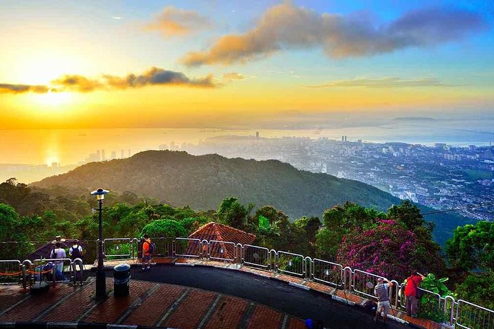 Penang Shore Excursion Day Trip with Temple and Penang Hill Tickets (Fast Lane) - Image 4