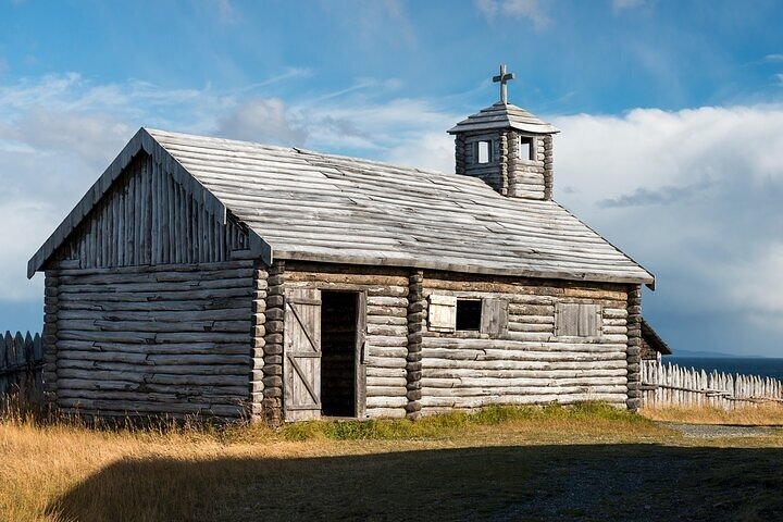 Punta Arenas City with Bulnes Fort Private Day Tour  - Image 4