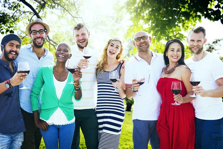 Wine Lovers - Enjoy a Gourmet Lunch in the Countryside!  - Image 2