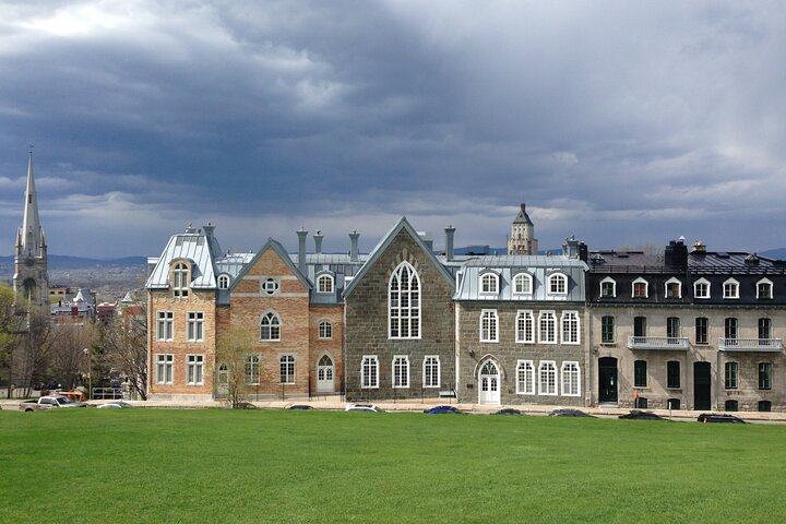 Private Quebec City Tour with a Private Driver (3h) - Image 2
