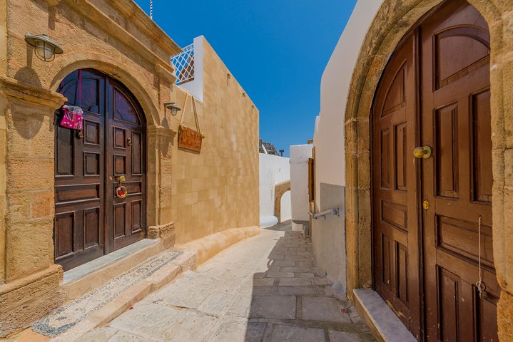 Boat Trip to LINDOS with Swimming Stops at Anthony Quinn's & Tsambika Bays - Image 5