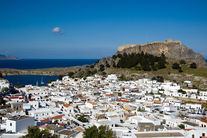 Boat Trip to LINDOS with Swimming Stops at Anthony Quinn's & Tsambika Bays - Image 4