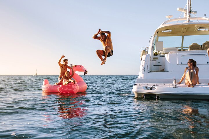 Cruiseship Special | VIP Yacht Trip | Rhodes to Lindos via 3 best beaches - Image 1