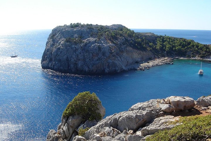 Day Cruise by a Sailing Yacht to the most beautiful bays or Rhodes (Small Group) - Image 3