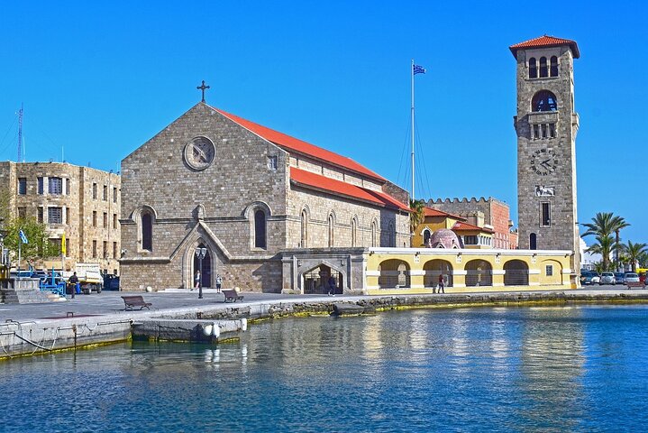 Full-Day Private Guided City Tour and Free Beach Time in Greece - Image 1