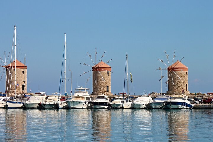 Full-Day Private Guided City Tour and Free Beach Time in Greece - Image 5