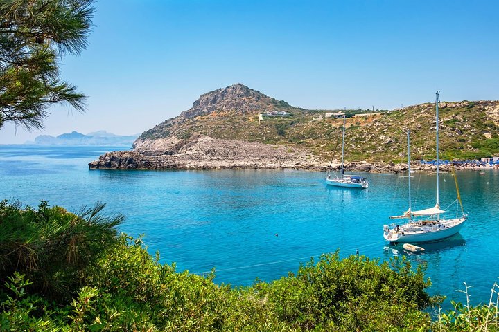 Private Catamaran Day Sailtrip from Rhodes to Tsampika Beach via Anthony Quinn - Image 4