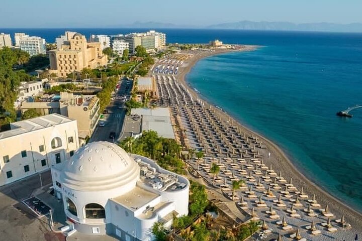 Private tour of Rhodes landmarks with beach time - Image 1