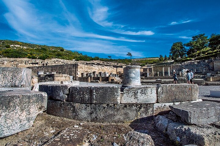 Rhodes Island Day Tour with Wine Tasting and Lunch - Image 5
