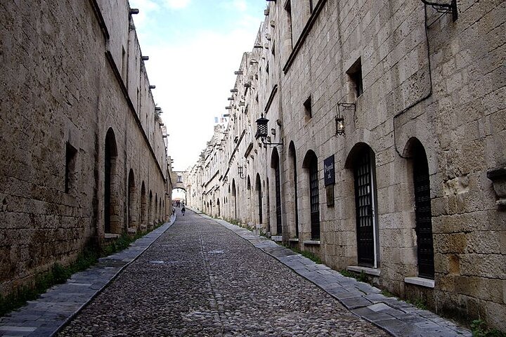 Rhodes Medieval City and Lindos : Private tour with a guide - Image 4
