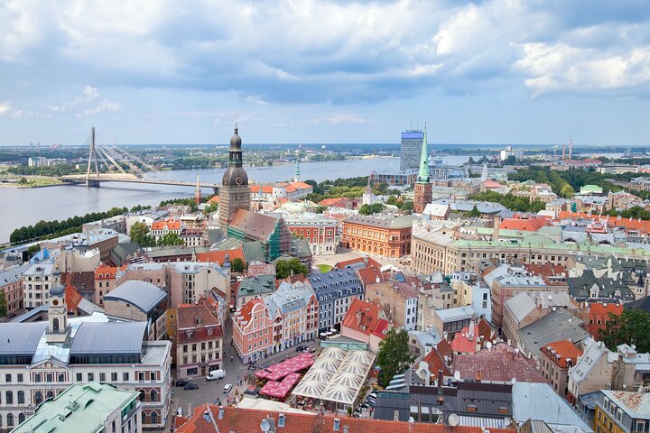 Full Day Private Shore Tour in Riga from Riga Cruise Port - Image 2