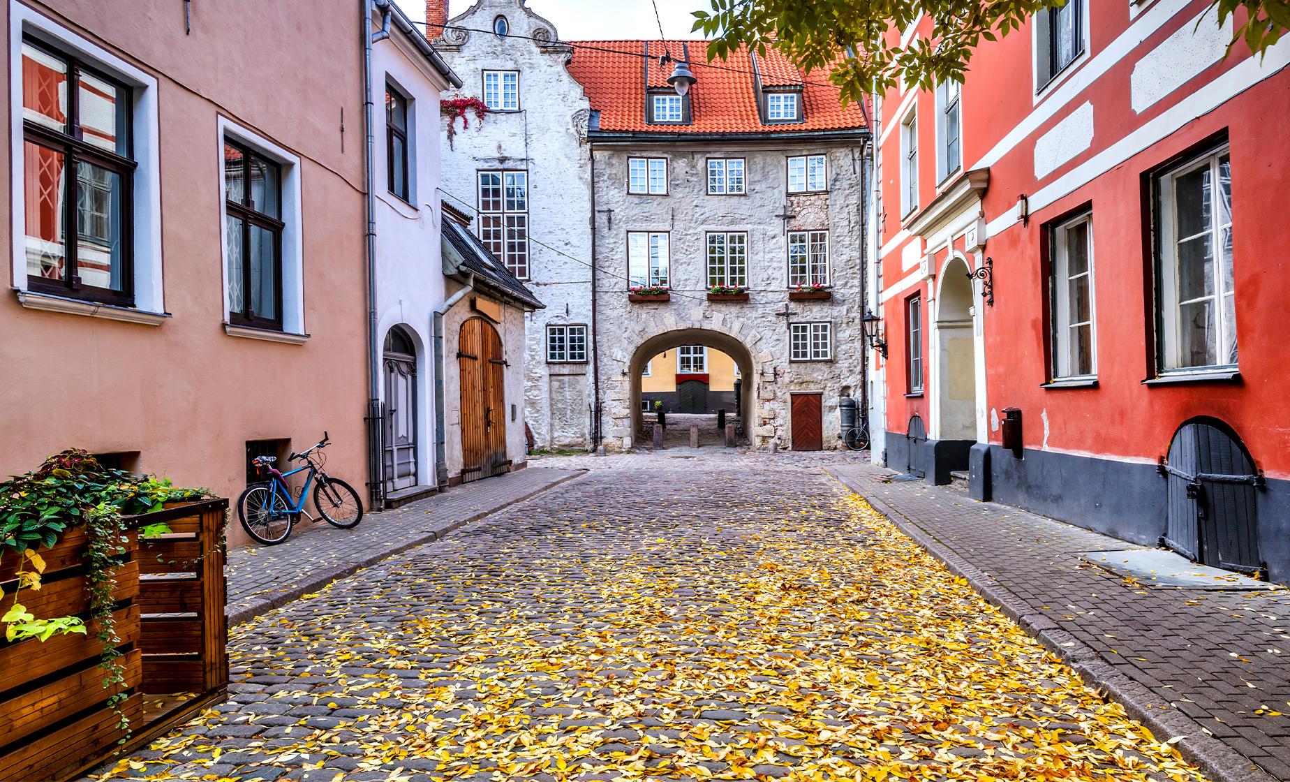 Hanseatic Riga Walking Tour - Image 1