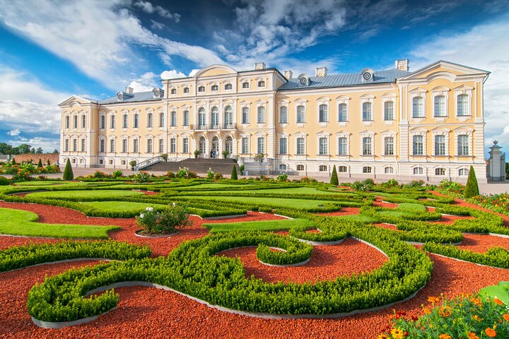 Private Full-Day Trip to Bauska, Rundale and Jelgava Palace - Image 1