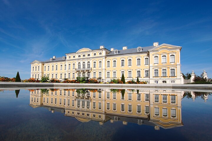 Private Trip to Rundale Palace from Riga - Image 1