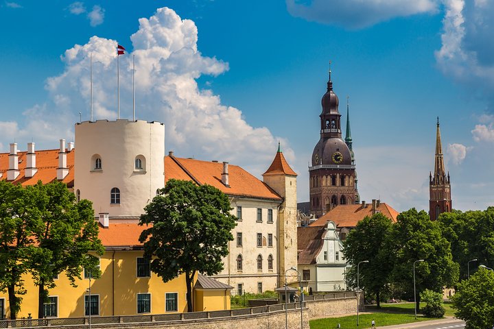 Riga Highlights and Art Nouveau Museum Private Tour - Image 4