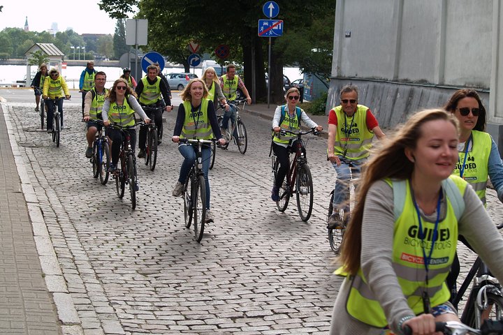 Riga Highlights Bike Tour - Image 1