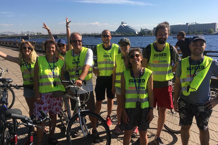 Riga Highlights Bike Tour - Image 2