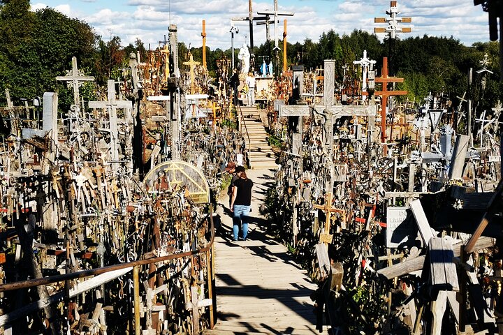 The Hill of Crosses (LT), Palaces and Manors (LV) on the way - Image 1