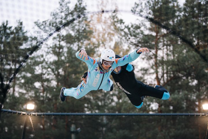 Vertical wind tunnel flight  - Image 1