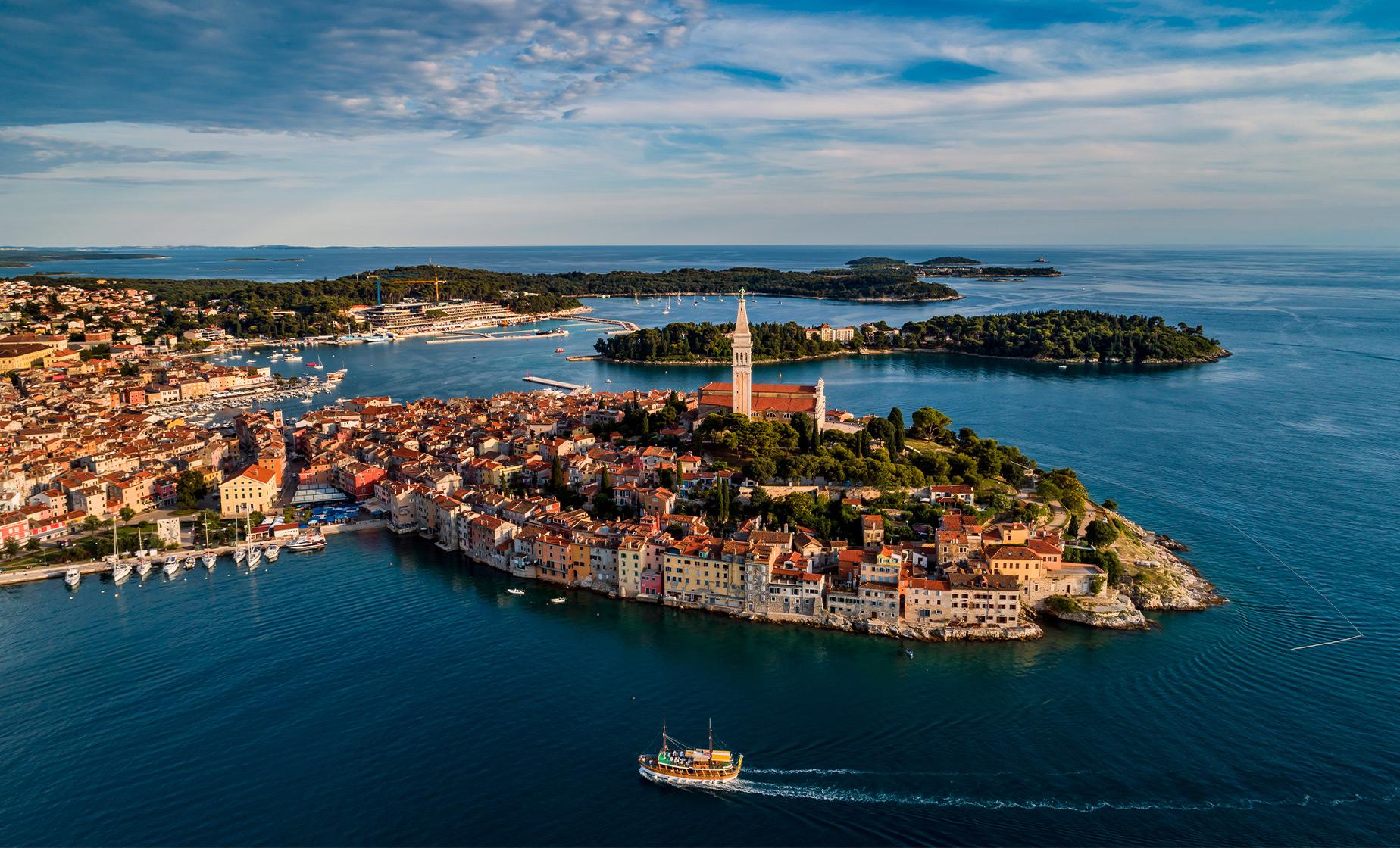 Pula, Rovinj and Panoramic Istrian Coast - Image 1