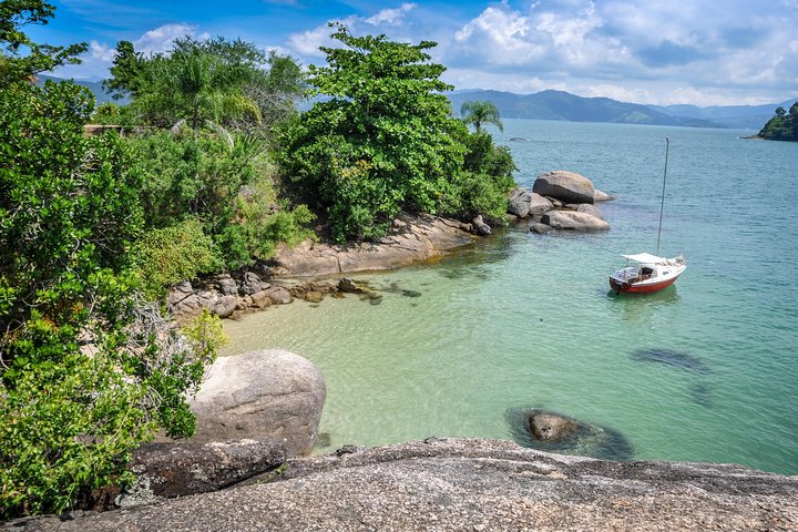 Paraty Schooner Cruise and Snorkeling Tour - Image 3