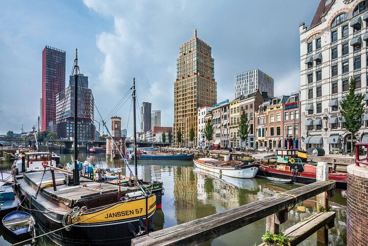 Explore Rotterdam’s history and architecture on private walking tour - Image 4
