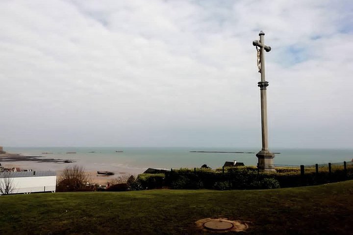 Discover the Dday beaches in Normandy. - Image 4