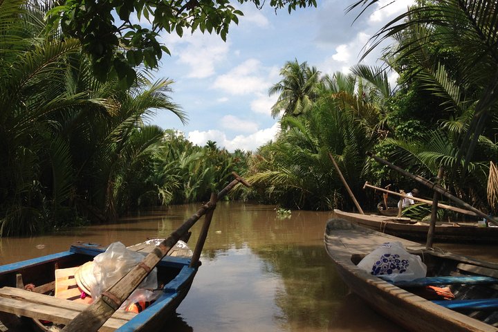 Authentic Mekong - Non touristic private day tour including 07 shots of alcohol - Image 1
