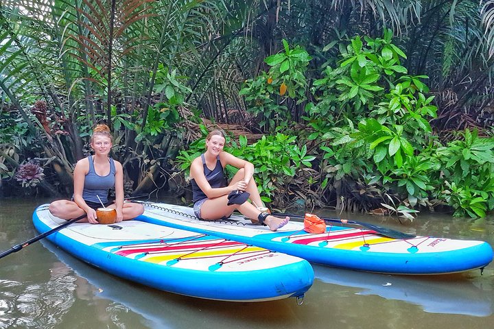 Experience paddling on SUPs on Saigon River - Image 4