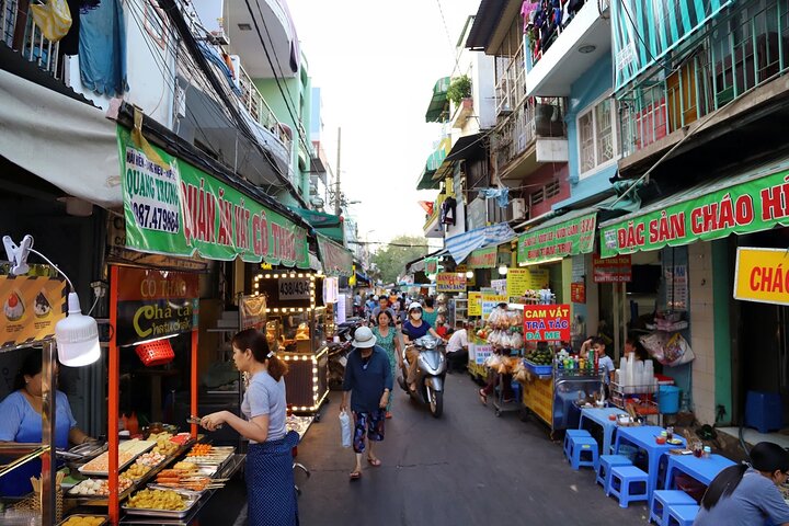 Explore the Unseen Saigon by Night with the AoDai Girls - Image 4