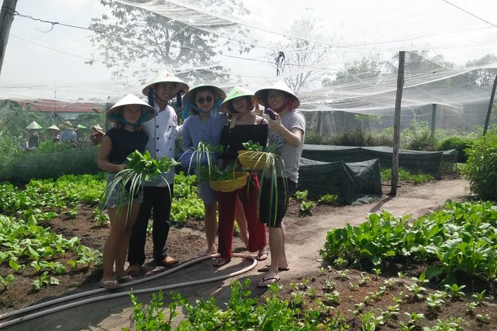 Ho Chi Minh City Full-Day Cooking Class with City Tour - Image 4