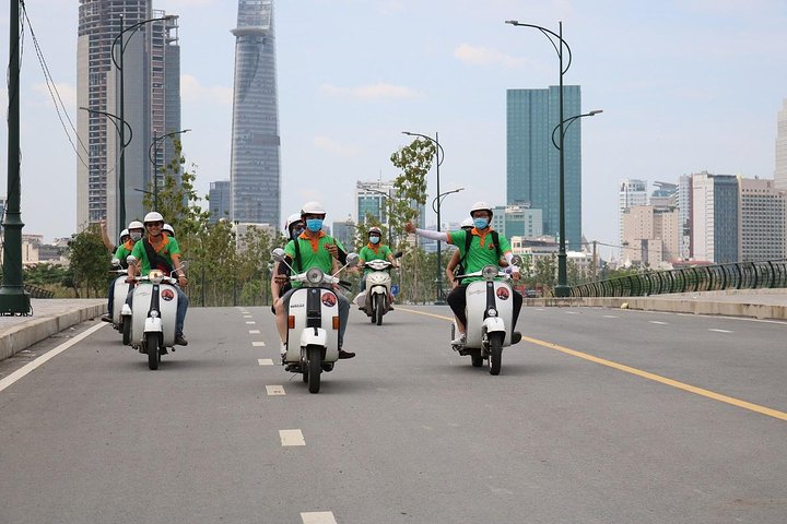 Ho Chi Minh Vespa City Tour 4,5 hours  - Image 4