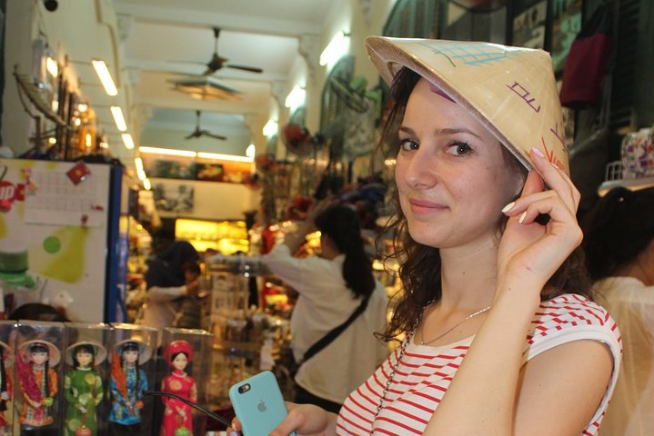 Private Saigon City Tour Full Day by car - Image 5
