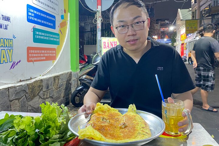 Saigon Private Street Food Tours on Scooter with Local Bubbies - Image 2