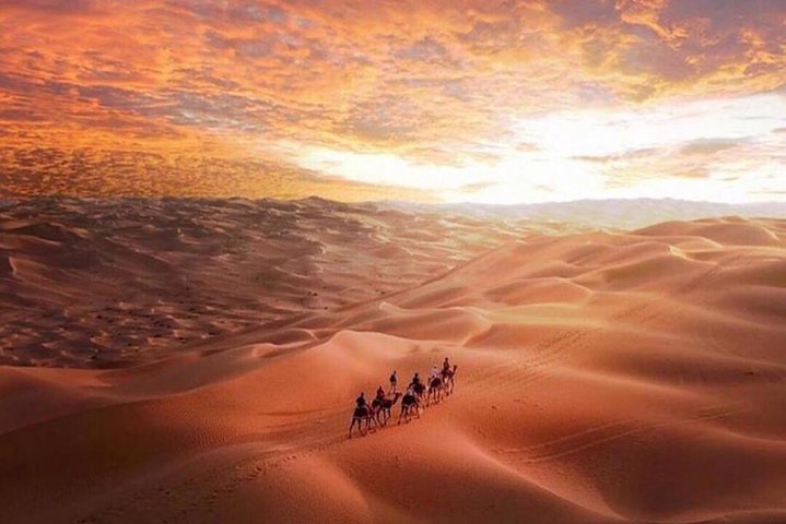 Camping tour in Empty Quarter Desert, Salalah - Image 3
