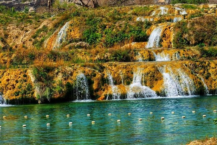 Discover Dhofar (East and West) White beach, Waterfall, Camels & Mountains - Image 5