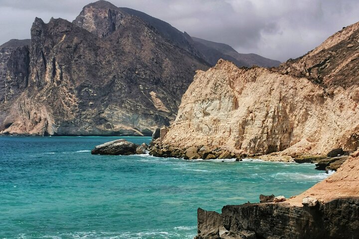 Discover Dhofar (East and West) White beach, Waterfall, Camels & Mountains - Image 4