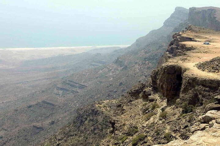 East of Salalah Full Day Tour - Image 3