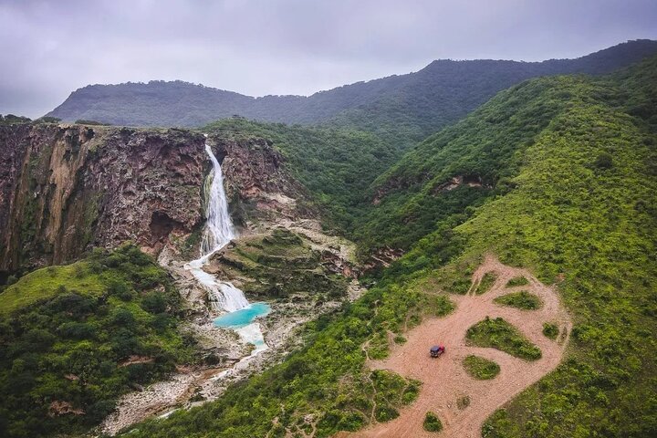 East & West Salalah Combination Tour - Darbat Waterfall, Mughsail - Image 1