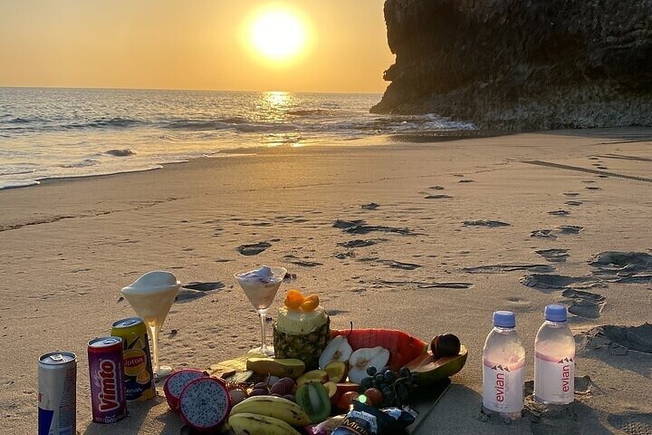 Full Day Salalah East & West Tour with Lunch - Image 5