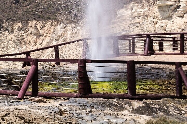 Full Day Salalah East & West Tour with Lunch - Image 3